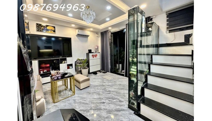 Q4 BẾN VÂN ĐỒN, ĐƯỜNG XE TẢI TO, KINH DOANH SẦM UẤT, 1 BƯỚC QUA Q1 - CHỈ 4.xT TL